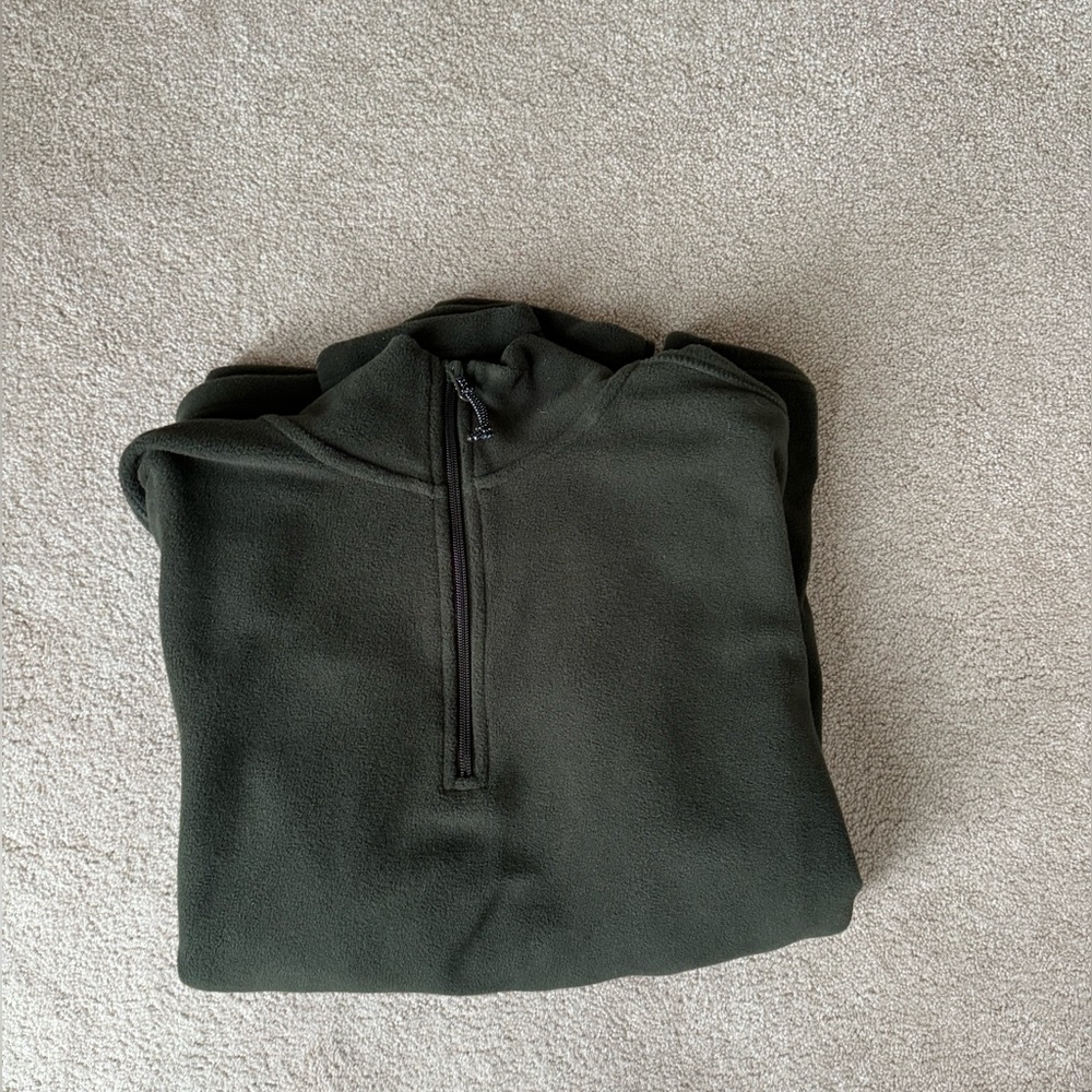 St. John’s Bay Men’s Dark Green Quarter Zip Fleece Shirt